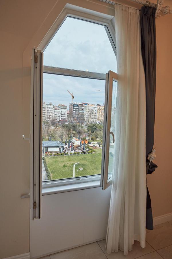 Apartamento Great View Of Taksim Square, Luxury Furnished On Main Street Of Taksim, Partial Sea View Estambul Exterior foto